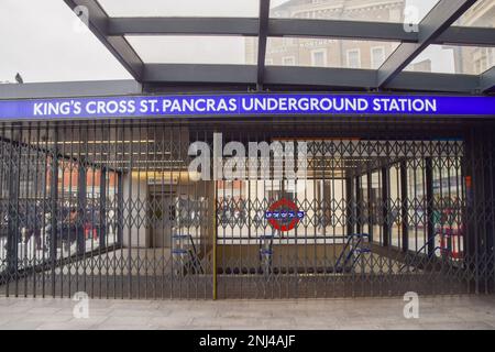 Londres, Royaume-Uni. 10th novembre 2022. Fermeture de la station de métro King's Cross St Pancras car une autre grève de métro perturbe les déplacements dans la capitale. Banque D'Images