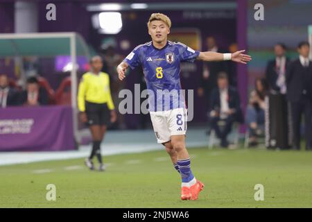 Ritsu Doan du Japon vu lors du match Qatar 2022 de la coupe du monde de la FIFA entre le Japon et l'Espagne au stade international de Khalifa. Note finale: Japon 2:1 Espagne. Banque D'Images