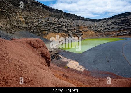 El Golfo Beach, Lago verde, Green Lagoon, Charco de los Ciclos, El Golfo, Lanzarote, Iles Canaries, Espagne, Banque D'Images