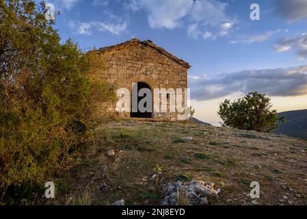 Hermitage de San Marcos, à côté du village abandonné de Finestres (Ribagorza, Huesca, Aragon, Espagne) ESP: Ermita de San Marcos, al lado de Finestres Banque D'Images
