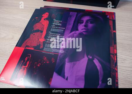 Subcarpathia, Pologne - février 2023, Amy Winehouse à la BBC Limited 3LP sortie 2012 - Vinyl Record Collection Cover, belle longue pièce Banque D'Images