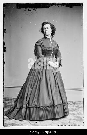 Portrait de Pauline Cushman, actrice américaine et espionne de l'Union pendant la guerre de Sécession. Cette image fait partie de la collection Brady-Handy à la Bibliothèque du Congrès. Banque D'Images