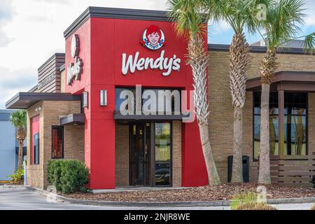 Wendy's fast food hamburgers restaurant sur A1A à Jacksonville Beach, Floride. (ÉTATS-UNIS) Banque D'Images