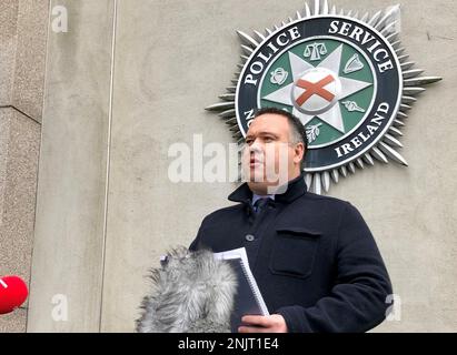 Photo du dossier datée du 17/11/20 de l'inspecteur en chef du Service de police d'Irlande du Nord (PSNI), John Caldwell, qui a été nommé officier de police hors service blessé lors d'une fusillade dans un complexe sportif de la région de Killyclogher Road à Omagh, Co Tyrone, Irlande du Nord. Date de publication : jeudi 23 février 2023. Banque D'Images