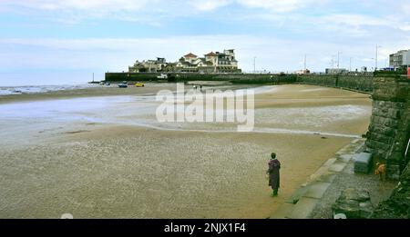 Weston-Super-mare - 14th Mai 2021:Tide ralentissement venir Banque D'Images