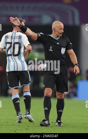 Stade Ahmad Bin Ali, Qatar. 03rd décembre 2022. Arbitre Szymon Marciniak de Pologne vu lors du match de la coupe du monde de la FIFA Qatar 2022 entre l'Argentine et l'Australie au stade Ahmad Bin Ali. Score final: Argentine 2:1 Australie. Crédit : SOPA Images Limited/Alamy Live News Banque D'Images