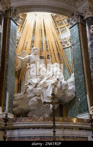 Ecstasy de Sainte-Thérèse d'Avila, Gian Lorenzo Bernini Banque D'Images