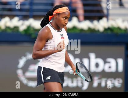 Dubaï, Émirats arabes Unis, 23st. Fév. 2023. Coco Gauff, joueur américain de tennis, célèbre le tournoi des Championnats de tennis duty Free de Dubaï au Stade de tennis duty Free de Dubaï le jeudi 23 février 2023., © Juergen Hasenkopf / Alamy Live News Banque D'Images