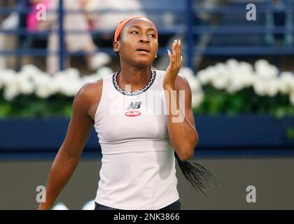 Dubaï, Émirats arabes Unis, 23st. Fév. 2023. Le joueur américain de tennis Coco Gauff réagit au tournoi des Championnats de tennis duty Free de Dubaï au stade de tennis duty Free de Dubaï le jeudi 23 février 2023., © Juergen Hasenkopf / Alamy Live News Banque D'Images