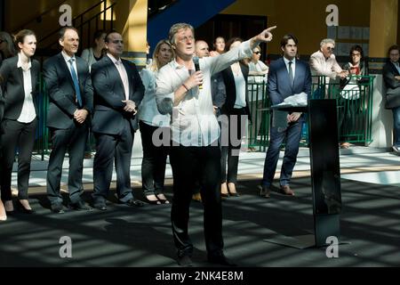 INAUGURATION DE LA PISCINE MOLITOR À PARIS SÉBASTIEN BAZIN PRÉSIDENT ACCOR DE LA PISCINE Banque D'Images