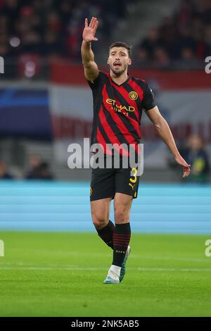 Leipzig, Allemagne. 22nd févr. 2023. Champions League, RB Leipzig - Manchester City, knockout round, Round of 16, première étape à Red Bull Arena. Le joueur de Manchester Ruben Dias gestes. Credit: Jan Woitas/dpa/Alay Live News Banque D'Images