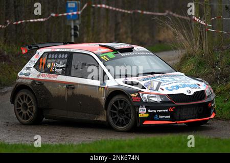 Sint-Truiden, Belgique, 23/02/2023, Nicola Stampaert belge et Christophe Doublet dans leur Skoda Fabia R5 de l'équipe Autostal Atlantic photographiée lors de l'essai de Shakedown avant le rallye Haspengouw de ce week-end, jeudi 23 février 2023 à Sint-Truiden, première étape du championnat de rallye belge. BELGA PHOTO LUC CLAESSEN Banque D'Images