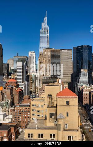 Horizon de Midtown Manhattan avec un Vanderbilt, New York 2023 Banque D'Images