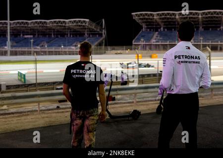 WOLFF Toto (aut), Directeur général de l'équipe Mercedes AMG F1, Portrait SCHUMACHER Mick (ger), pilote de réserve de l'équipe Mercedes AMG F1, Portrait lors des épreuves pré-saison de Formule 1 Armco 2023 du Championnat du monde de Formule 1 FIA 2023 de 23 février à 25, 2023 sur le circuit international de Bahreïn, à Sakhir, Bahreïn - photo DPPI Banque D'Images