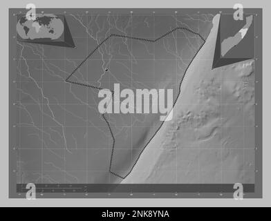 Mudug, région de la Somalie continentale. Carte d'altitude en niveaux de gris avec lacs et rivières. Cartes d'emplacement auxiliaire d'angle Banque D'Images