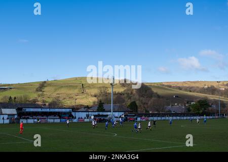 Bacup, Angleterre, 05 mars 2022. La division de la Ligue de football des comtés du Nord-Ouest un match nord entre Bacup Borough et St Helens Town. Banque D'Images