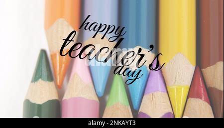 Image du texte de la journée des enseignants heureux sur des crayons Banque D'Images