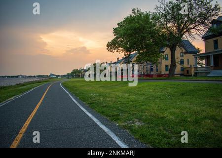 Les logements militaires abandonnés de fort Hancock, Sandy Hook, NJ Banque D'Images