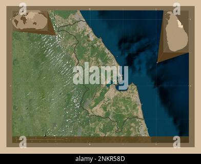 Trincomalee, district de Sri Lanka. Carte satellite basse résolution. Cartes d'emplacement auxiliaire d'angle Banque D'Images