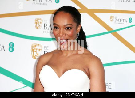 Naomi Ackie participe aux EE BAFTA film Awards 2023 au Royal Festival Hall de Londres, en Angleterre. Banque D'Images