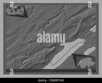 Neuchâtel, canton de Suisse. Carte d'altitude à deux niveaux avec lacs et rivières. Lieux des principales villes de la région. Cartes d'emplacement auxiliaire d'angle Banque D'Images
