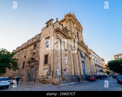 L'église de style baroque de Santa Teresa alla Kalsa - Palerme, Sicile, Italie Banque D'Images