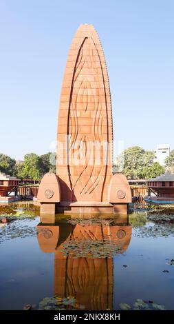 Vue sur le mémorial du massacre de Jalianwala Bagh, Amritsar, Punjab, Inde Banque D'Images