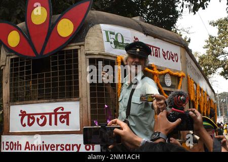 Kolkata, Inde. 24th févr. 2023. Sur 24 février 1873, le premier tramway australien tiré par des chevaux Weller a couru. Une réception a été organisée aujourd'hui au dépôt de tramway Esplanade pour célébrer le 150th anniversaire du trajet en tramway. Cependant, de nombreux itinéraires à Kolkata ont maintenant cessé de faire fonctionner des tramways. (Photo de Sayantan Chakraborty/Pacific Press) crédit: Pacific Press Media production Corp./Alay Live News Banque D'Images