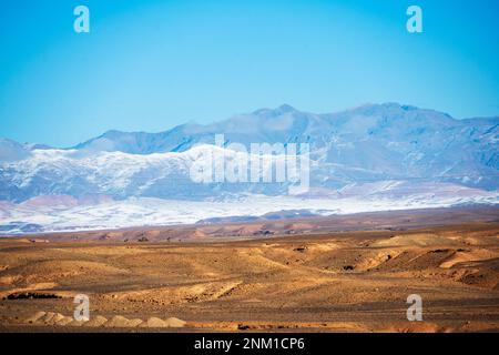 Afrika, Marokko, Südmarokko, Ouarzazate, Atlasgebirge Banque D'Images