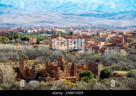 Afrika, Marokko, Südmarokko, Provinz Ouarzazate, Kasbah an der Oasenstadt El Kelaa m'gouna Banque D'Images