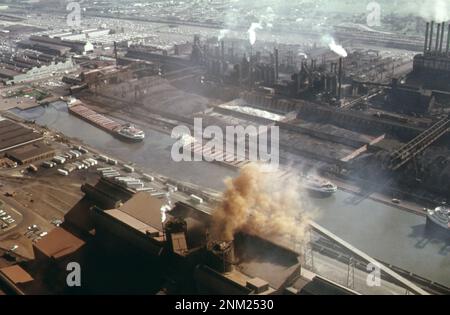 1970s Amérique : l'usine de River Rouge de la Ford Motor Company couvre 1200 acres de terrain à Dearborn CA. 1973 Banque D'Images