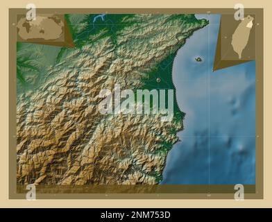 Yilan, comté de Taïwan. Carte d'altitude en couleur avec lacs et rivières. Cartes d'emplacement auxiliaire d'angle Banque D'Images