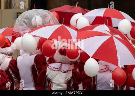 Clowns de Die Jecken Bajazzos en robe de fantaisie pour le carnaval. À Düsseldorf, Rhénanie-du-Nord-Westphalie, Allemagne, Europe Banque D'Images