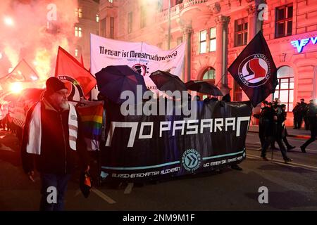 Vienne, Autriche. 24th février 2023. Manifestations à nouveau dans le cadre du bal académique de Vienne dans le centre-ville de Vienne. Crédit : Franz PERC/Alay Live News Banque D'Images
