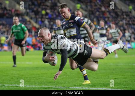 Leeds, Royaume-Uni. 24th févr. 2023. Adam Swift #2 de Hull FC va plus pour un essai et fait le score 6-14 dans la deuxième moitié du Betfred Super League Round 2 match Leeds Rhinos vs Hull FC au Headingley Stadium, Leeds, Royaume-Uni, 24th février 2023 (photo de James Heaton/News Images) à Leeds, Royaume-Uni le 2/24/2023. (Photo de James Heaton/News Images/Sipa USA) crédit: SIPA USA/Alay Live News Banque D'Images