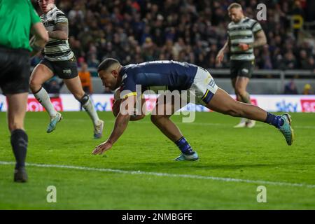 Leeds, Royaume-Uni. 24th févr. 2023. Essayez Leeds Kruise Leeming *** lors du match de la Betfred Super League entre Leeds Rhinos et Hull FC au Headingley Stadium, Leeds, Royaume-Uni, le 24 février 2023. Photo de Simon Hall. Utilisation éditoriale uniquement, licence requise pour une utilisation commerciale. Aucune utilisation dans les Paris, les jeux ou les publications d'un seul club/ligue/joueur. Crédit : UK Sports pics Ltd/Alay Live News Banque D'Images