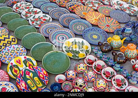 L'ouzbek traditionnel poterie, Boukhara, Ouzbékistan Banque D'Images