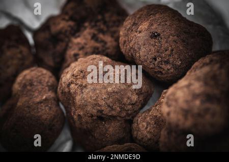 Délicat et rare champignons de truffe noir cuisine italienne typique Banque D'Images