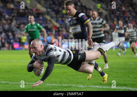 Leeds, Royaume-Uni. 24th févr. 2023. Adam Swift #2 de Hull FC va plus pour un essai et fait le score 6-14 dans la deuxième moitié du Betfred Super League Round 2 match Leeds Rhinos vs Hull FC au Headingley Stadium, Leeds, Royaume-Uni, 24th février 2023 (photo de James Heaton/News Images) à Leeds, Royaume-Uni le 2/24/2023. (Photo de James Heaton/News Images/Sipa USA) crédit: SIPA USA/Alay Live News Banque D'Images