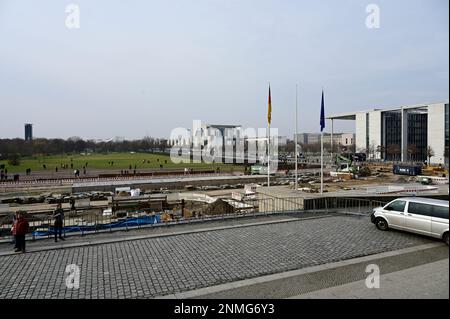 Blick vom Reichstag auf das Bundeskanzleramt und Paul-Löbe-Haus.Das Reichstagsgebäude am Platz der Republik in Berlin ist seit 1999 Sitz des Deutschen Banque D'Images