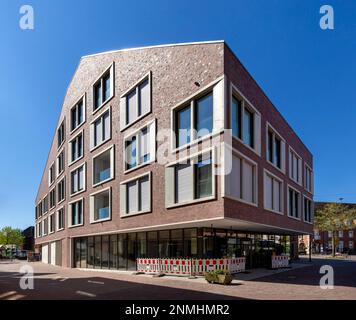 Bâtiment résidentiel et commercial moderne Ant Lummert, Vreden, Muensterland, Rhénanie-du-Nord-Westphalie, Allemagne Banque D'Images