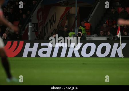 EINDHOVEN - panneau Hankook lors du match de l'UEFA Europa League entre le PSV Eindhoven et le Sevilla FC au stade Phillips sur 23 février 2023 à Eindhoven, pays-Bas. AP | hauteur néerlandaise | Jeroen Putmans Banque D'Images