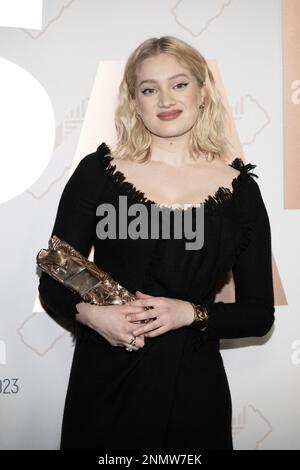 Nadia Tereszkiewicz pose avec le prix de la meilleure femme Newcomer Cesar pour le film les amandiers lors des Cesar film Awards 48th à l'Olympia, sur 24 février 2023 à Paris, France. Photo de David Niviere/ABACAPRESS.COM crédit: Abaca Press/Alay Live News Banque D'Images