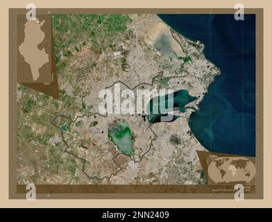 Tunis, gouvernorat de Tunisie. Carte satellite basse résolution. Lieux et noms des principales villes de la région. Cartes d'emplacement auxiliaire d'angle Banque D'Images