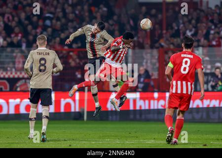 23-02-2023: Sport: Union Berlin / Ajax BERLIN, ALLEMAGNE - FÉVRIER 23: Edson Alvarez (Ajax) et Sheraldo Becker (Union Berlin) pendant le match 1. FC Banque D'Images
