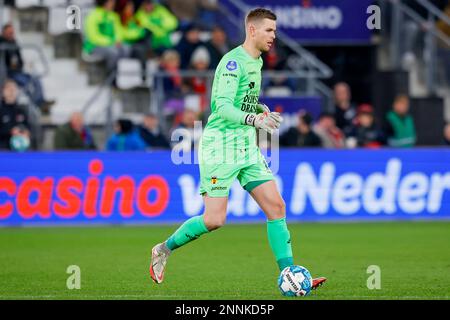 25-02-2023: Sport: AZ v Cambuur ALKMAAR, PAYS-BAS - FÉVRIER 25: Gardien de but Robbin Ruiter (SC Cambuur) pendant le match Eredivisie AZ Alkmaar and Banque D'Images