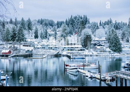 Eagle Harbour en hiver, Bainbridge Island, Washington, États-Unis Banque D'Images