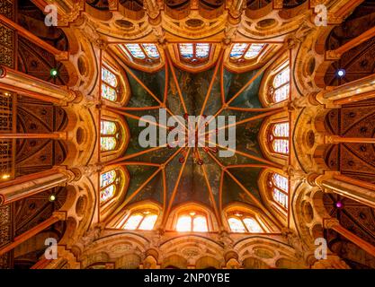 Arches du château, Mont Stuart, Rothesay, Île de Bute, Écosse, Royaume-Uni Banque D'Images