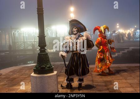 VENISE, ITALIE - FEBRARY 17 2023 : les masques du carnaval de Venise 2023 Banque D'Images