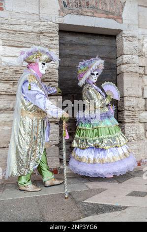 VENISE, ITALIE - FEBRARY 17 2023 : les masques du carnaval de Venise 2023 Banque D'Images